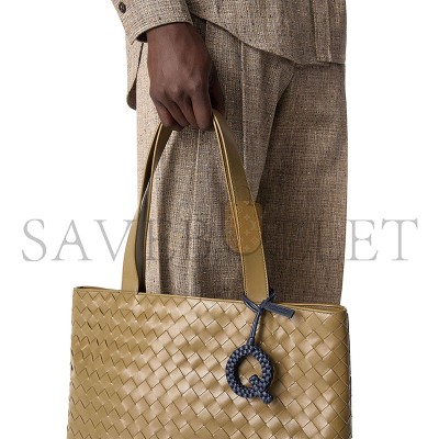 BOTTEGA VENETA LETTER Q CHARM 844690V3D814140